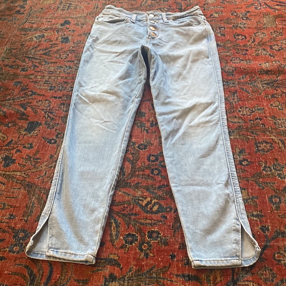 Levi’s high rise skinny jeans - Picture 8 of 16